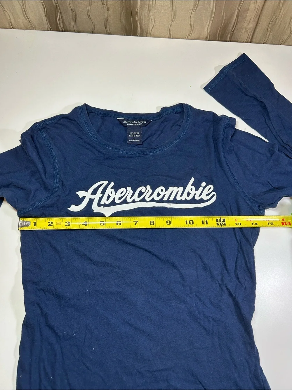Abercrombie & Fitch Women’s Large L Blue Graphic Crew Neck Vintage 100% Cotton